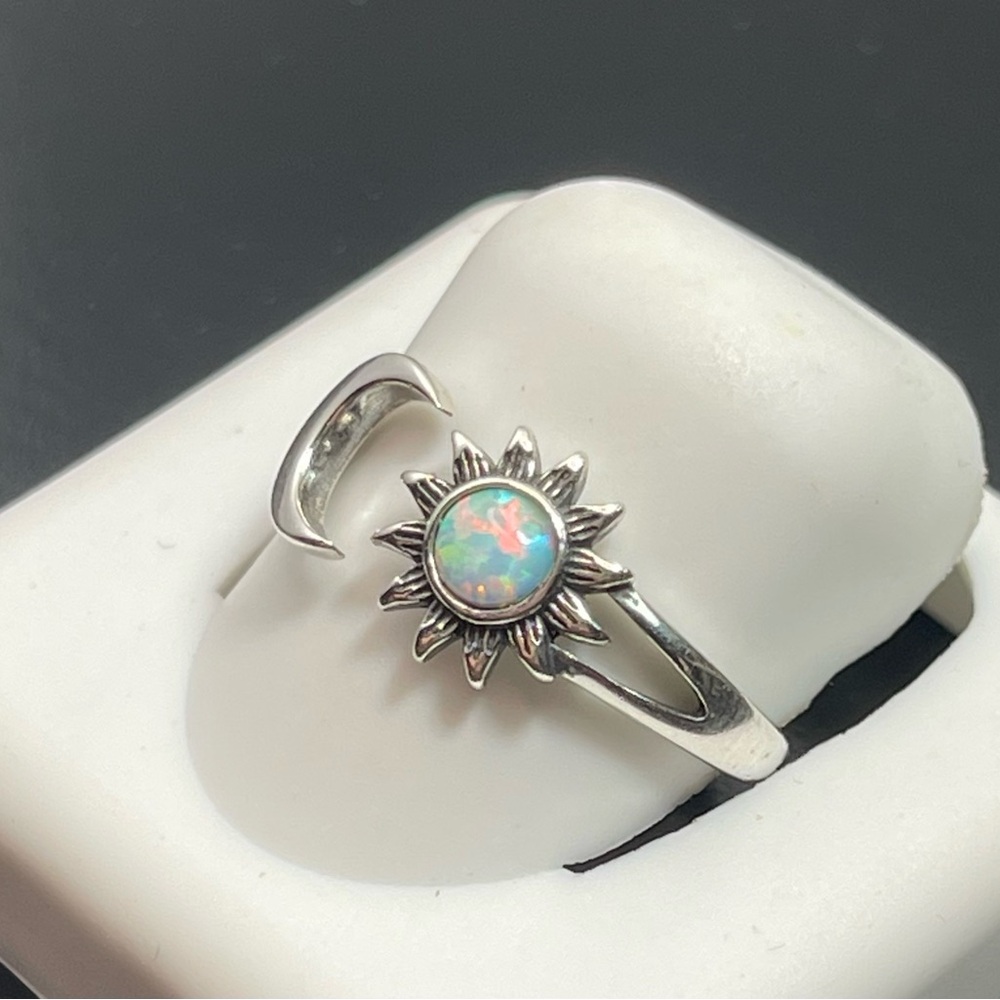 Sterling Silver Sun Moon Ring Adjustable Size 6 T… - image 2